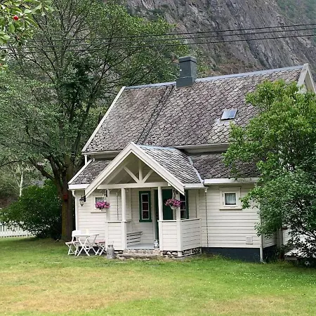 Aobrio Holidayhouse, Authentic Norwegian Close To Flam Tatil Evi